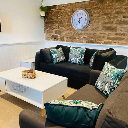 The Mill Stylish Rural Apartment With Beautiful Views Welsh Newton Common 외부 사진