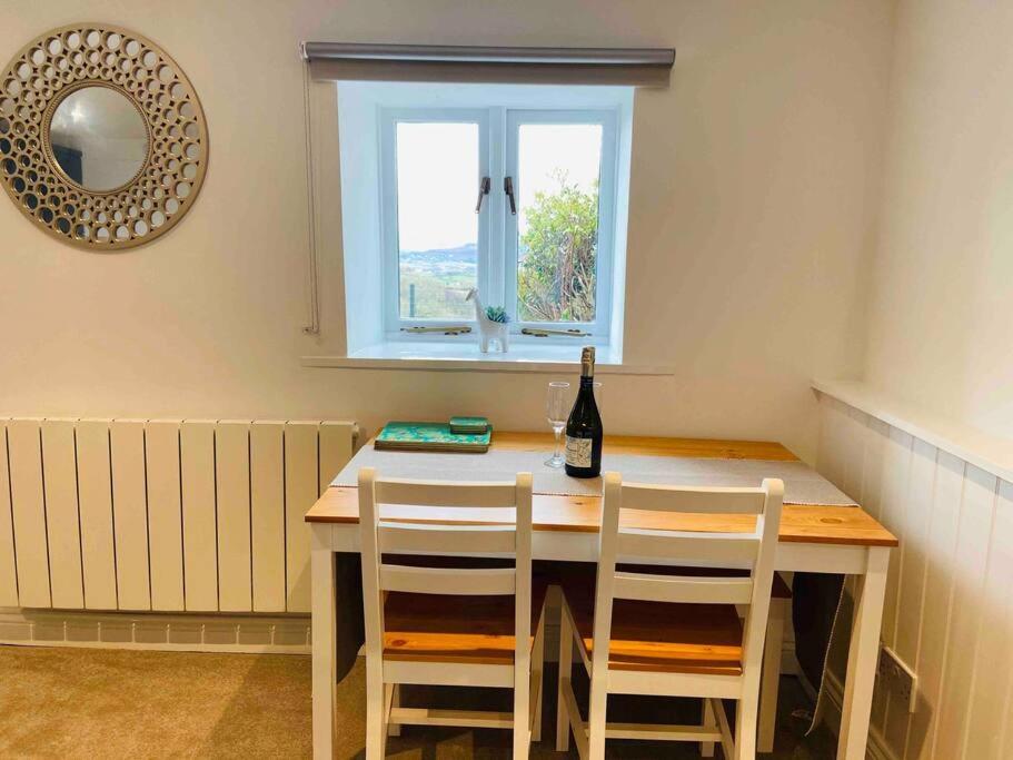 The Mill Stylish Rural Apartment With Beautiful Views Welsh Newton Common 외부 사진